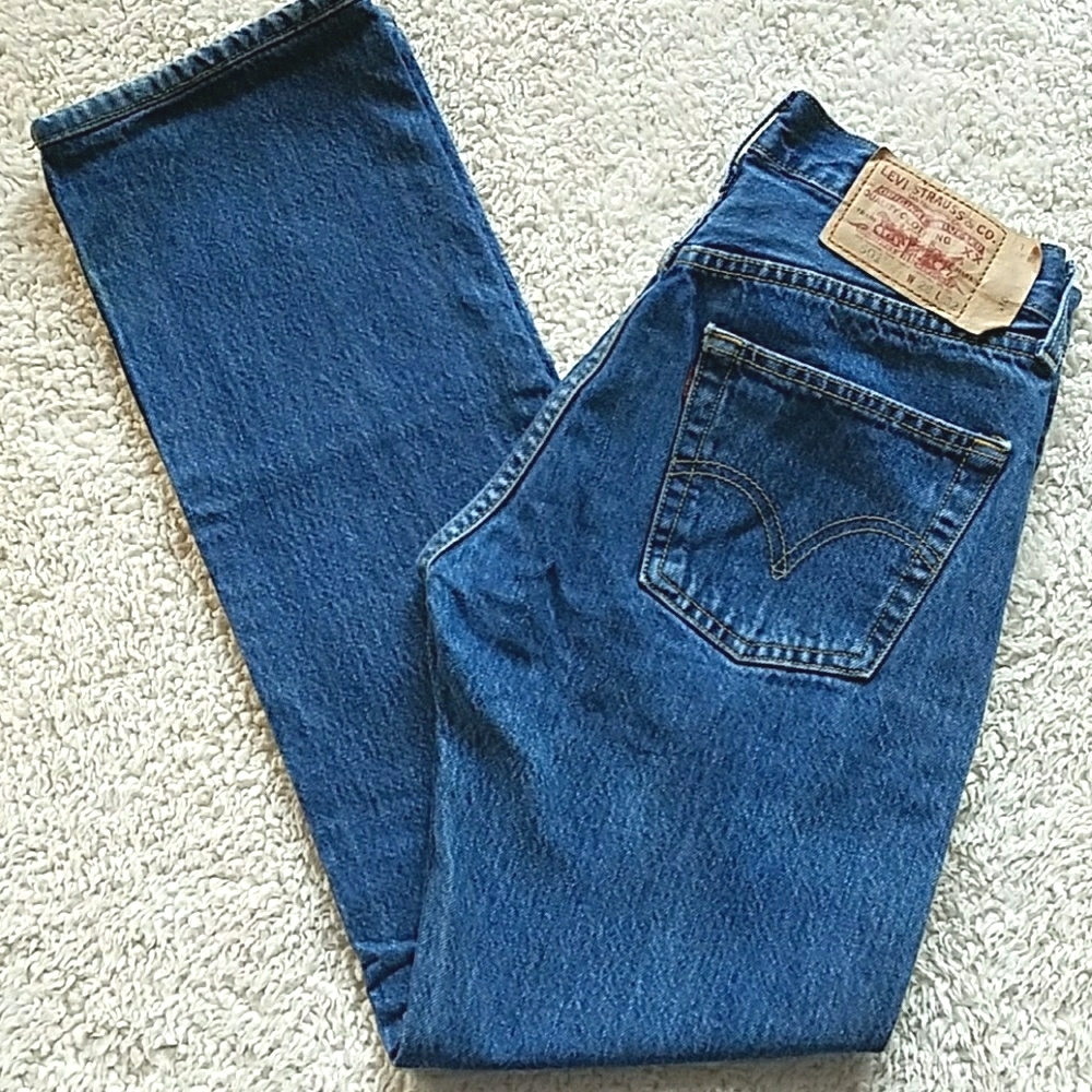 LEVI'S 501 BUTTONFLY JEANS ~🎊HP🎊 - Picture 1 of 4